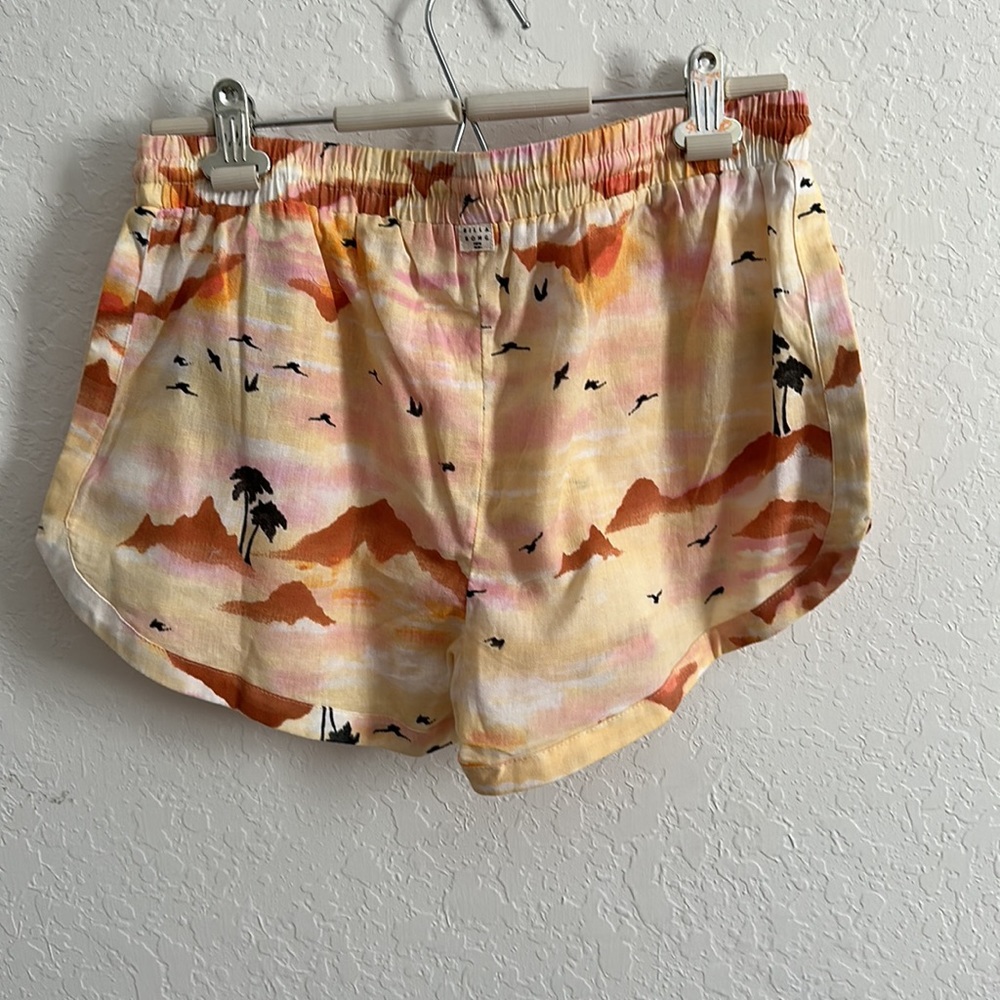 Shorts - Picture 2 of 2